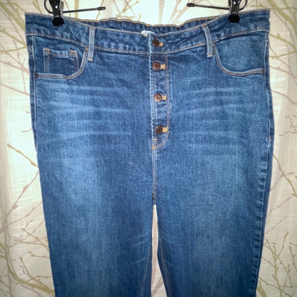 Old Navy Extra Hig Rise Button Front Flare Jeans SZ 18 Tall - Picture 2 of 6